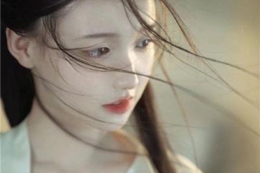网红表妹李KK自曝破产！未婚生女后掉粉上百万转行去卖小吃