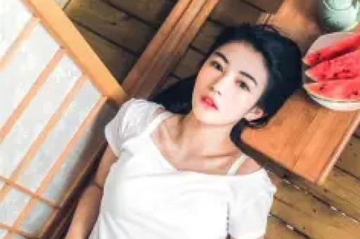 劳力士55元充场：当“被仰望”成为一门生意